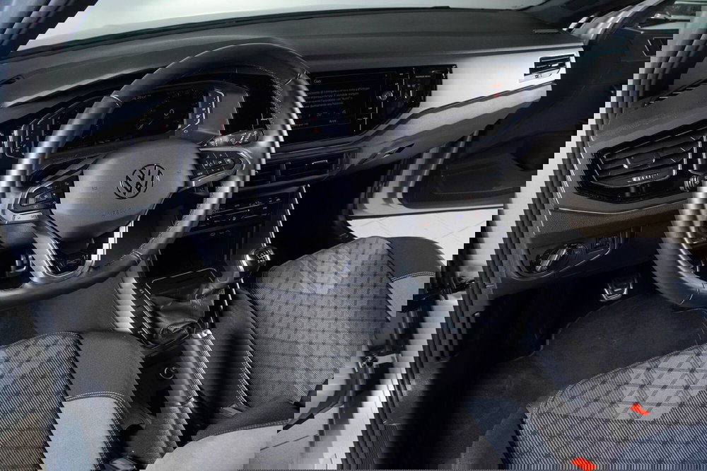 Volkswagen Taigo usata a Perugia (15)