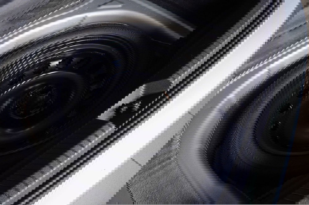 Volkswagen Taigo usata a Perugia (7)