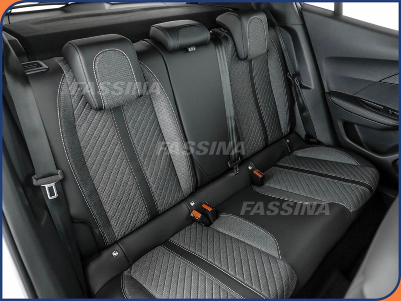 Peugeot 2008 usata a Milano (12)