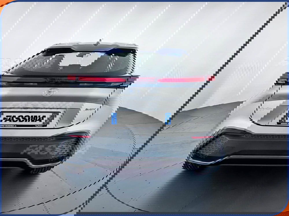 Toyota Toyota C-HR nuova a Milano (5)