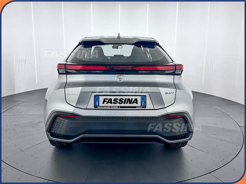 Toyota Toyota C-HR nuova a Milano (5)