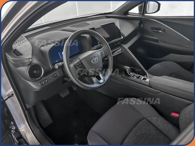 Toyota Toyota C-HR nuova a Milano (8)