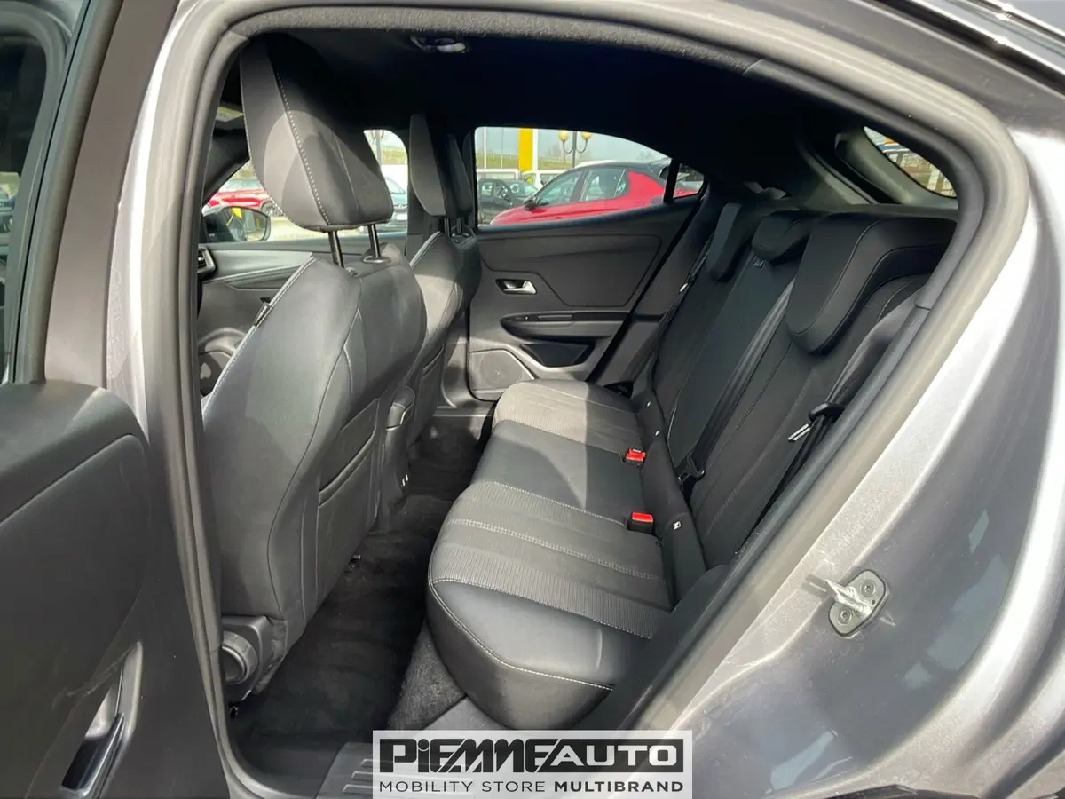 Opel Mokka usata a Piacenza (10)