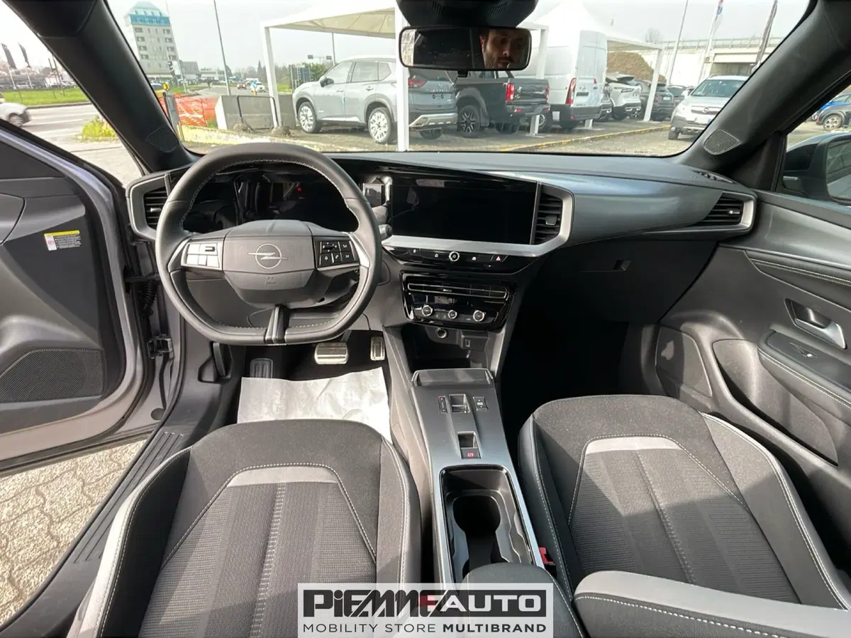 Opel Mokka usata a Piacenza (11)