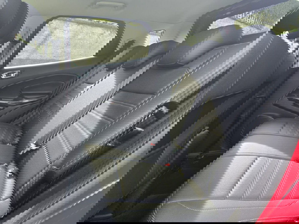 Ford EcoSport usata a Massa-Carrara (12)
