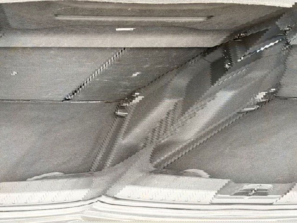 Jeep Avenger usata a Ravenna (20)