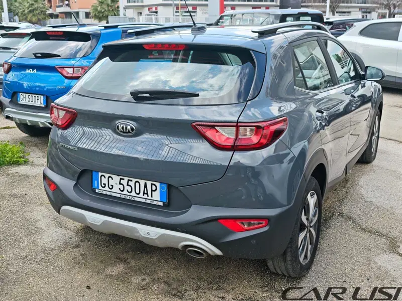 Kia Stonic usata a Foggia (5)