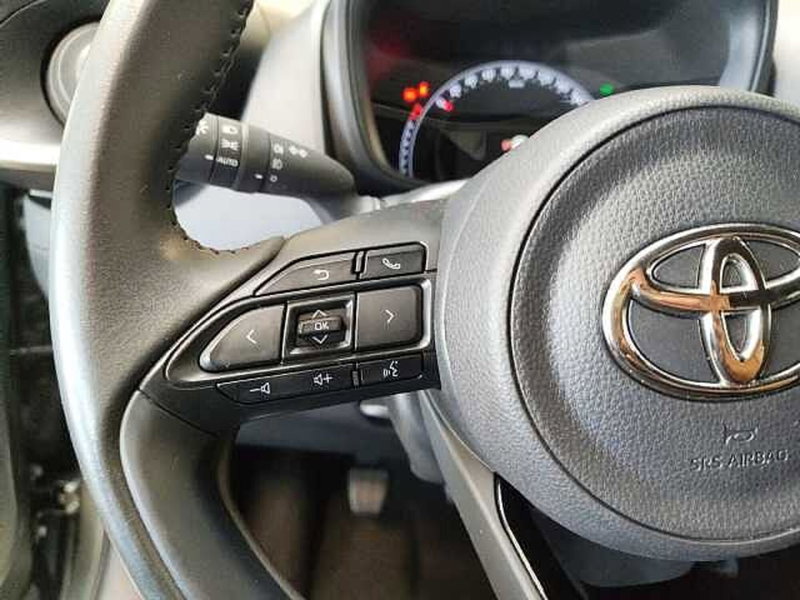 Toyota Aygo X usata a Milano (16)