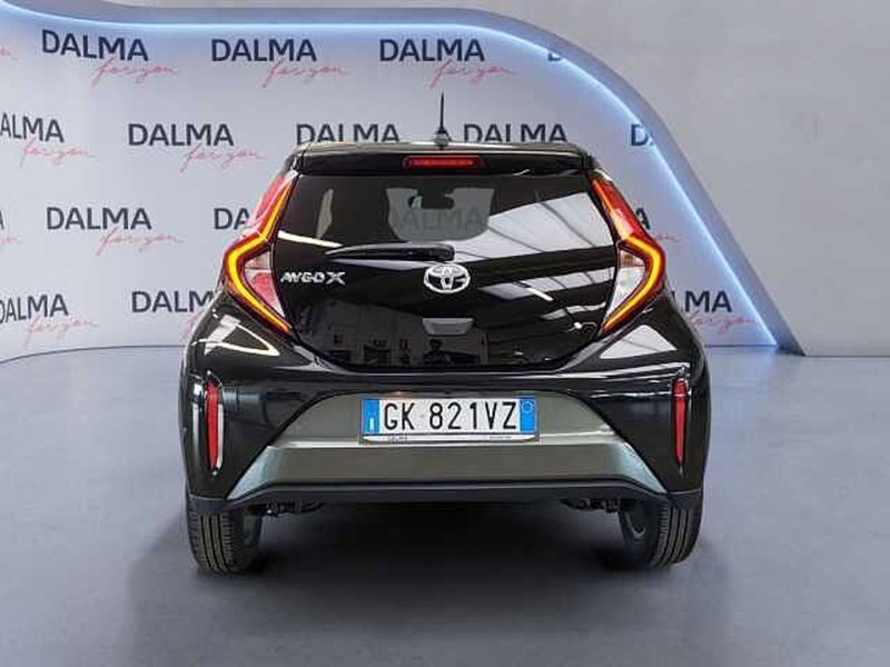Toyota Aygo X usata a Milano (4)
