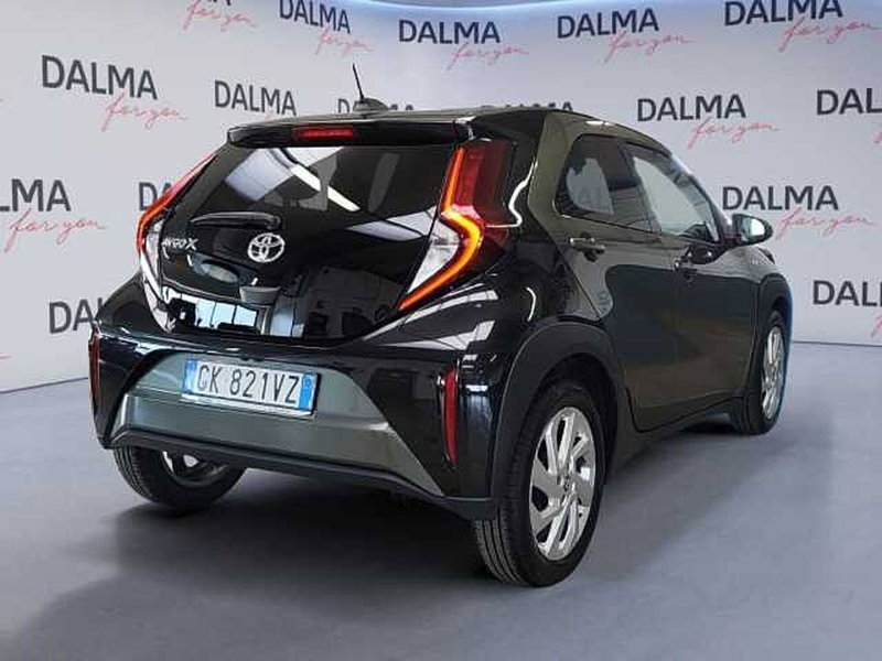 Toyota Aygo X usata a Milano (5)