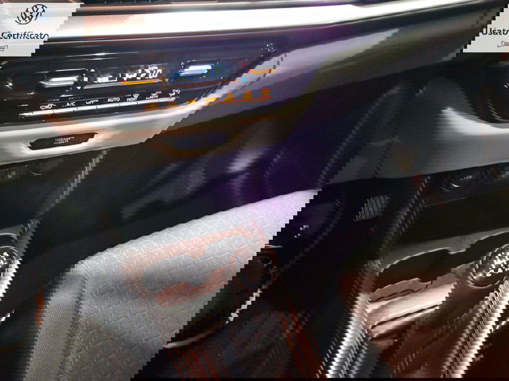 Suzuki Swift nuova a Genova (15)