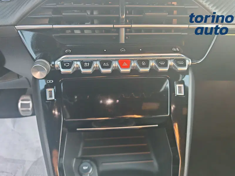 Peugeot 208 usata a Torino (17)