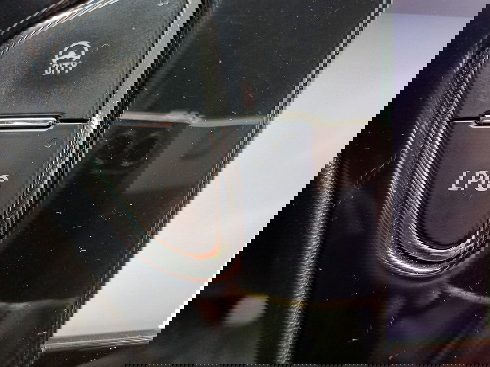 Opel Adam usata a Modena (13)