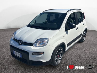 Fiat Panda 1.0 FireFly S&amp;S Hybrid City Cross del 2022 usata a Latina
