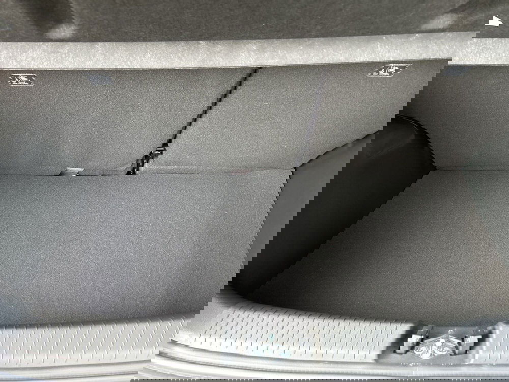 Hyundai i10 nuova a Latina (10)