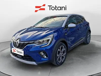 Renault Captur Blue dCi 115 CV EDC Intens del 2020 usata a L'Aquila