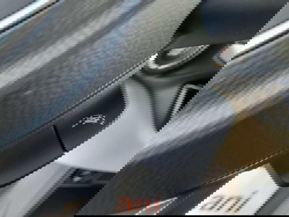 Suzuki Swift nuova a L'Aquila (10)