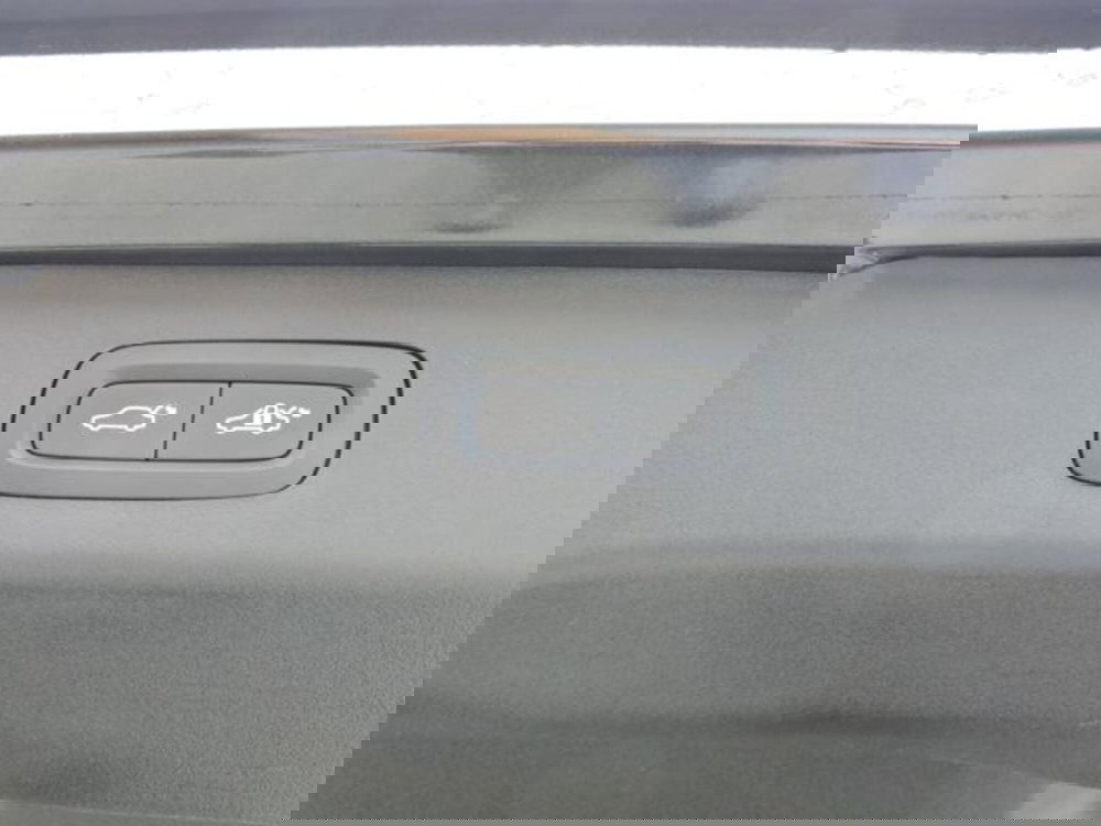 Lynk & Co 01 usata a Firenze (8)