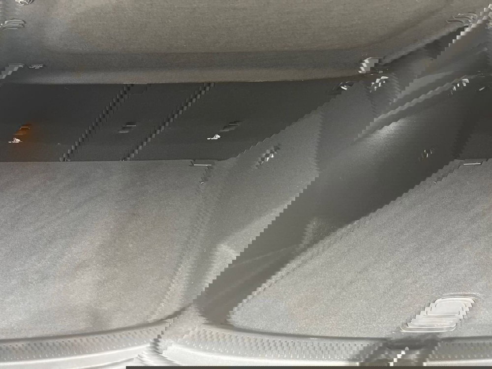 Mercedes-Benz Classe A usata a Napoli (8)