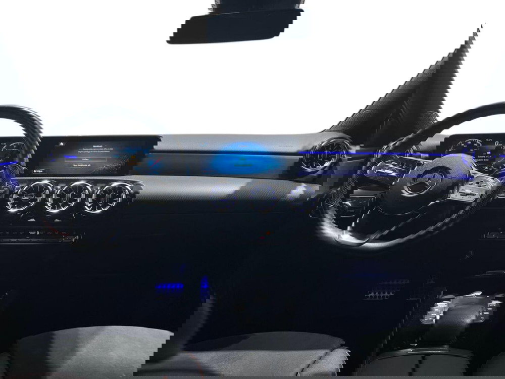 Mercedes-Benz Classe A usata a Napoli (9)