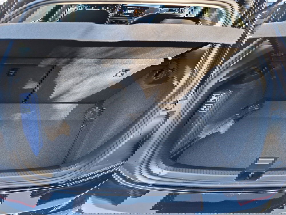 Volkswagen Polo nuova a Siena (10)