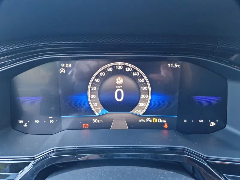 Volkswagen Polo nuova a Siena (15)