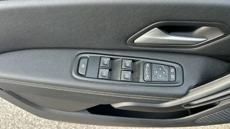 Dacia Duster usata a Padova (13)