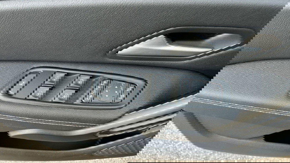 Dacia Duster usata a Padova (13)