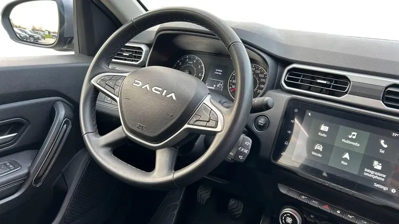 Dacia Duster usata a Padova (8)
