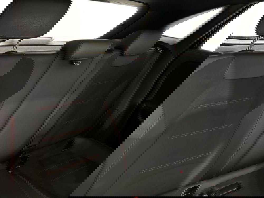 Mercedes-Benz GLA SUV usata a Napoli (16)