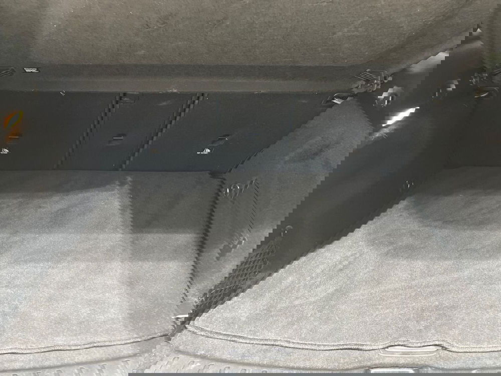 Mercedes-Benz GLA SUV usata a Napoli (8)