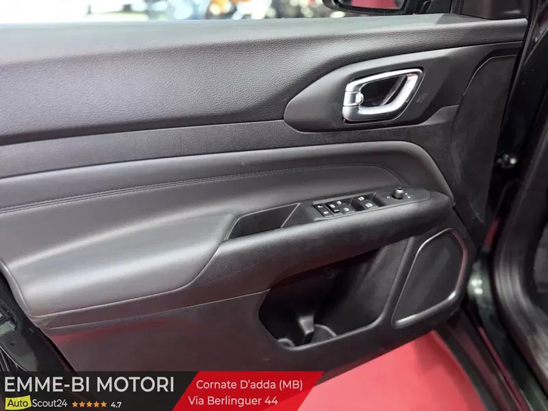 Jeep Compass nuova a Monza e Brianza (8)