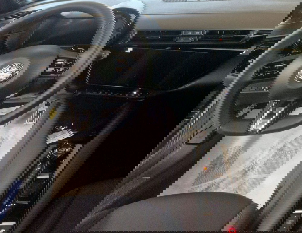 Alfa Romeo Junior nuova a Terni (11)