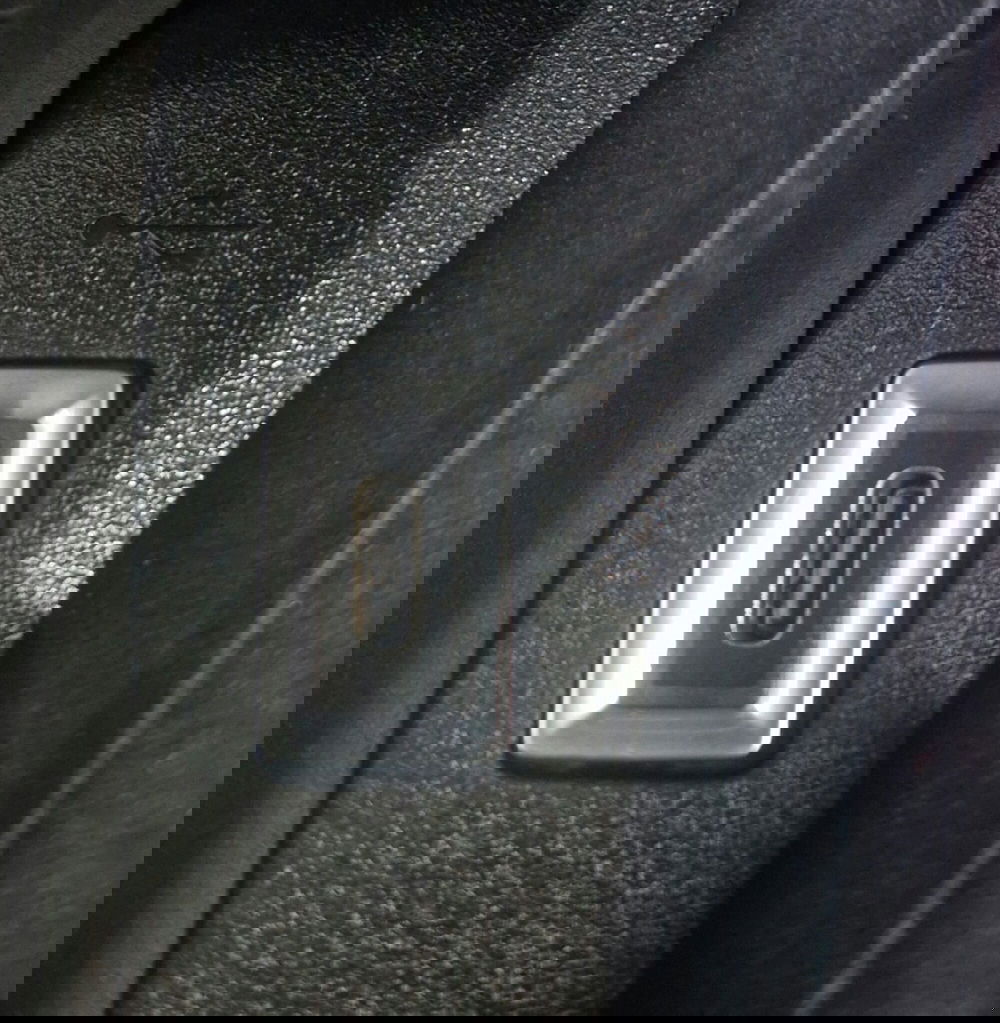 Alfa Romeo Junior nuova a Terni (13)