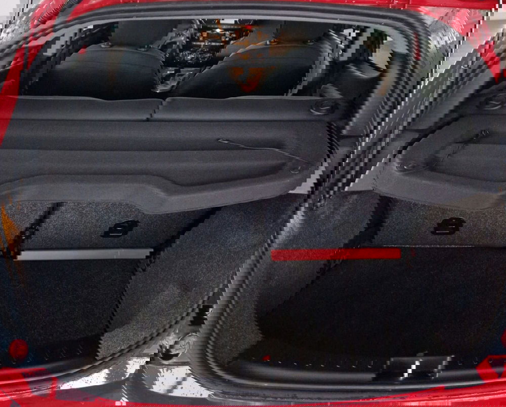 Lancia Ypsilon usata a Terni (10)