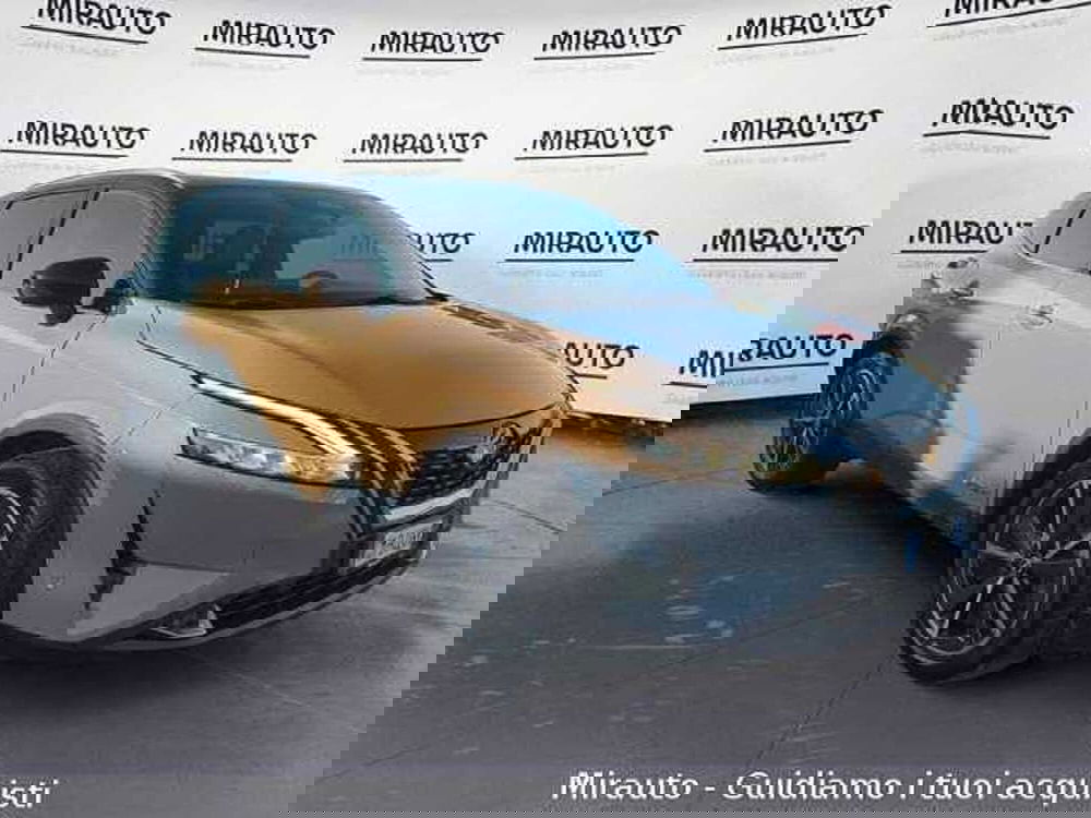 Nissan Qashqai usata a Roma