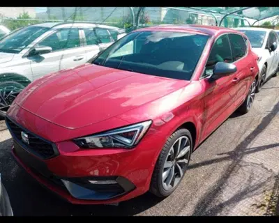 SEAT Leon 1.5 hybrid FR 150cv dsg nuova a Castenaso