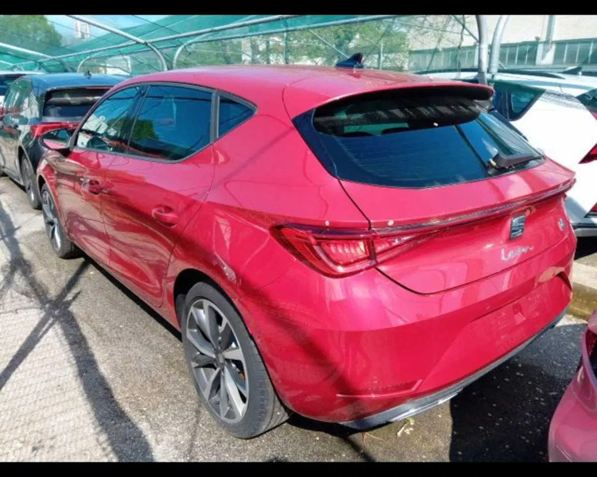 SEAT Leon nuova a Bologna (2)