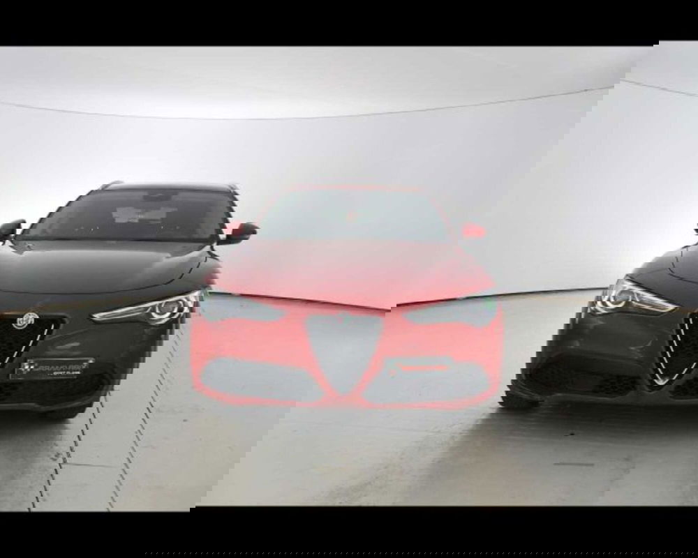 Alfa Romeo Stelvio usata a Bologna (2)