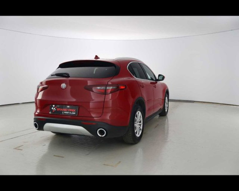 Alfa Romeo Stelvio usata a Bologna (4)