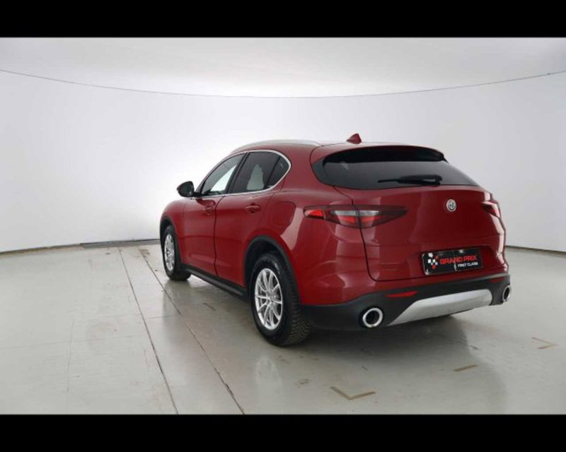 Alfa Romeo Stelvio usata a Bologna (6)