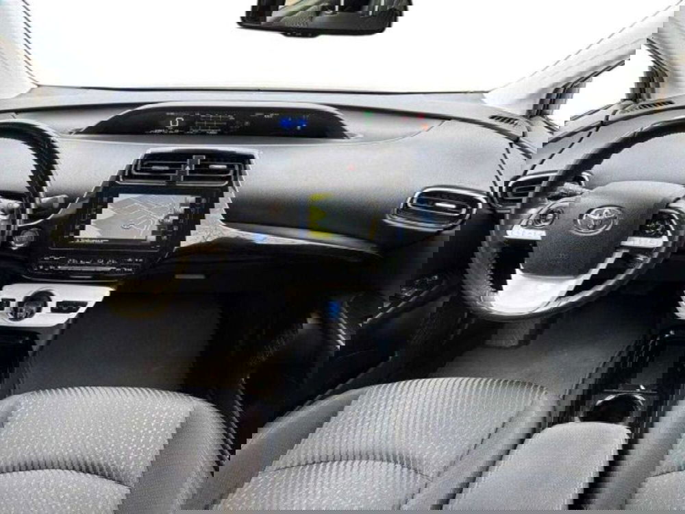 Toyota Prius Plug-in usata a Bologna (10)