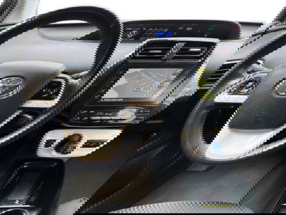 Toyota Prius Plug-in usata a Bologna (11)