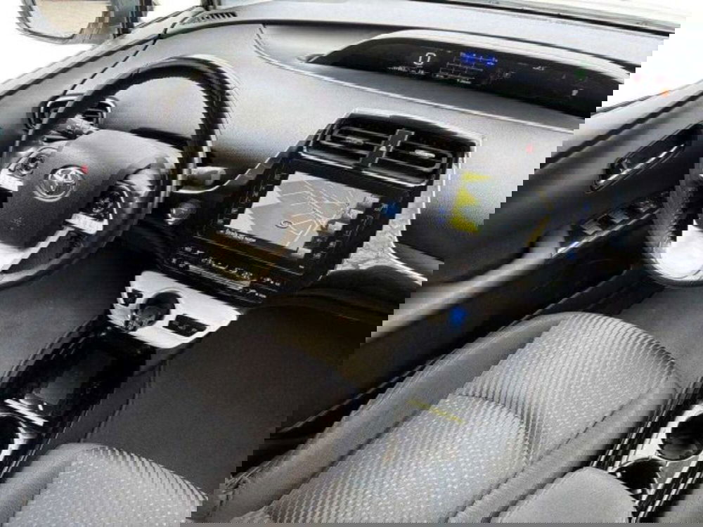 Toyota Prius Plug-in usata a Bologna (16)