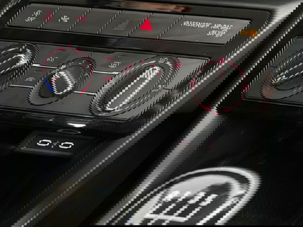 Volkswagen T-Cross usata a Bologna (18)