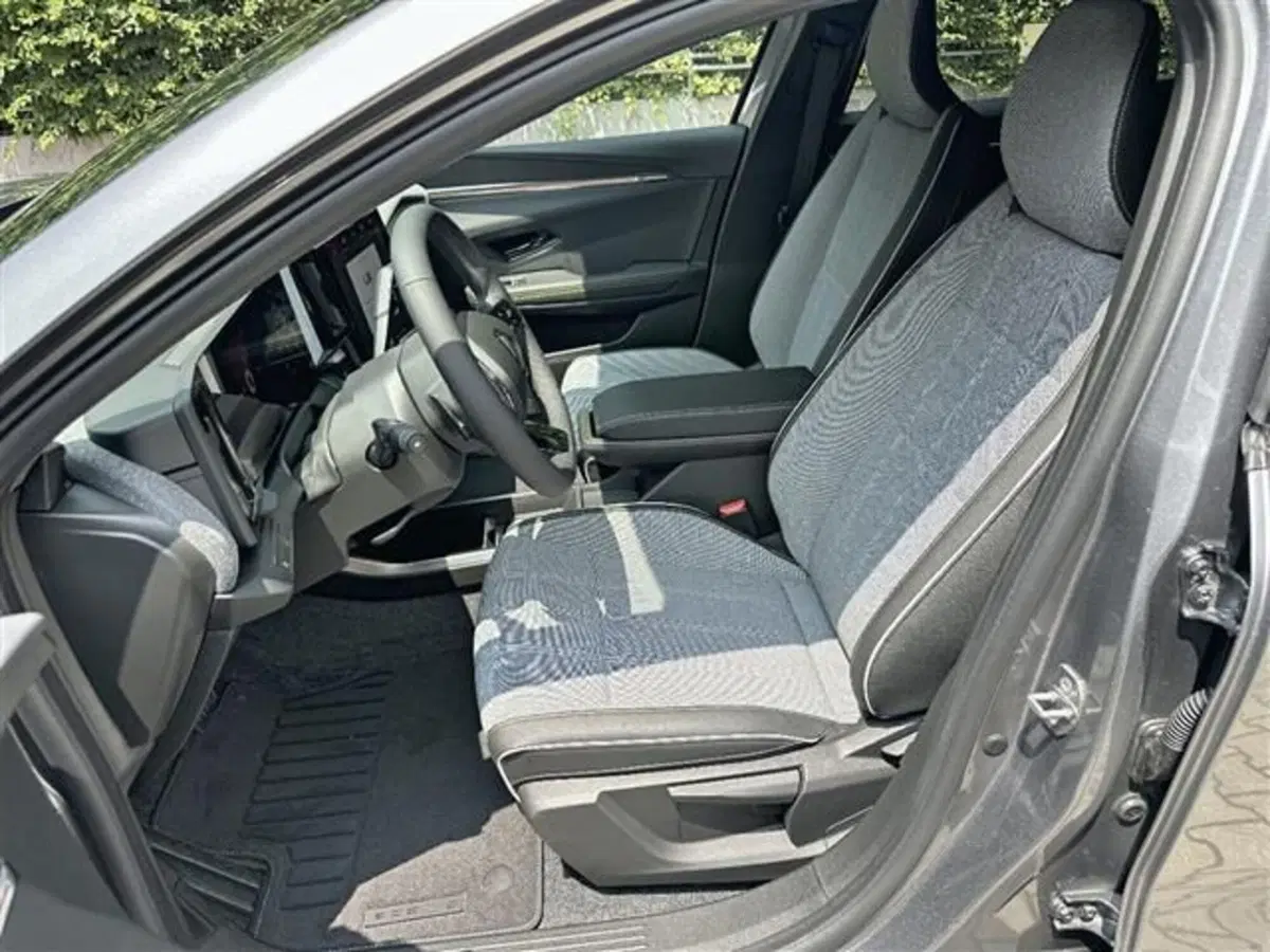 Renault Scenic E-Tech Electric usata a Modena (8)