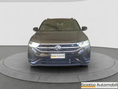 Volkswagen T-Roc 1.0 TSI R-Line del 2023 usata a Messina