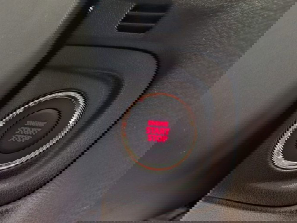 Suzuki Vitara nuova a Reggio Emilia (14)