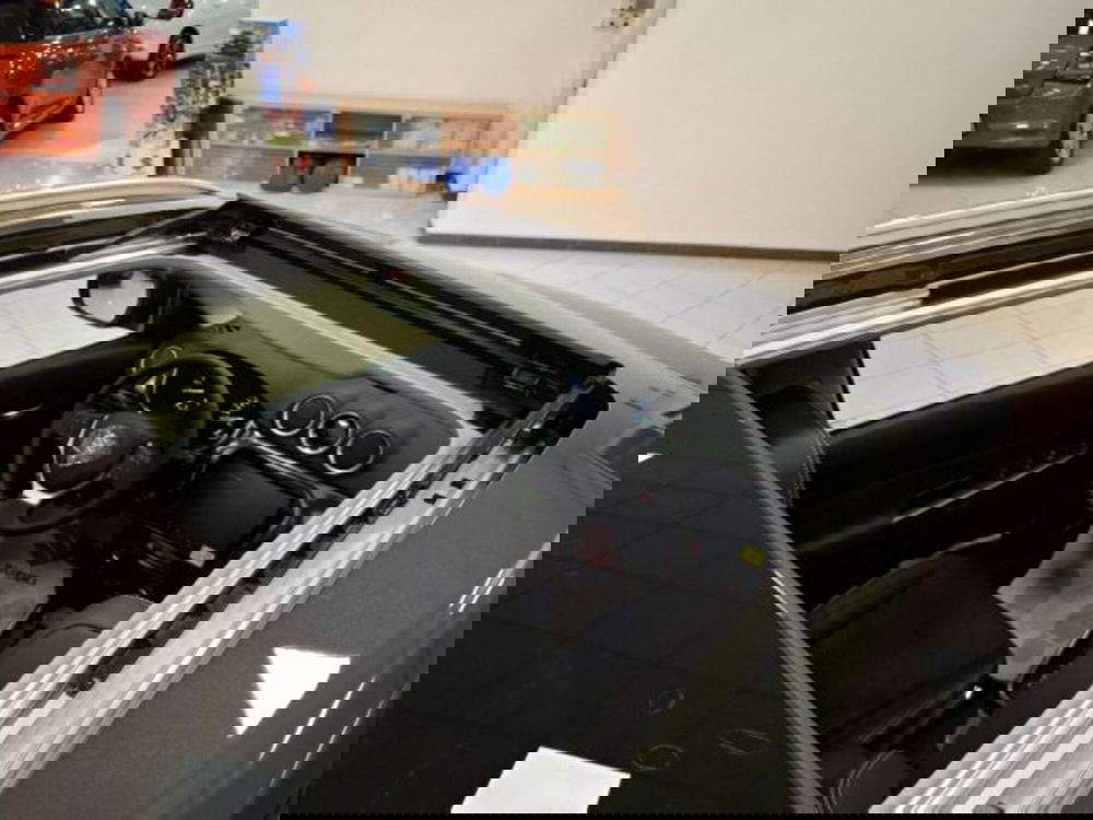 Suzuki Vitara nuova a Reggio Emilia (17)