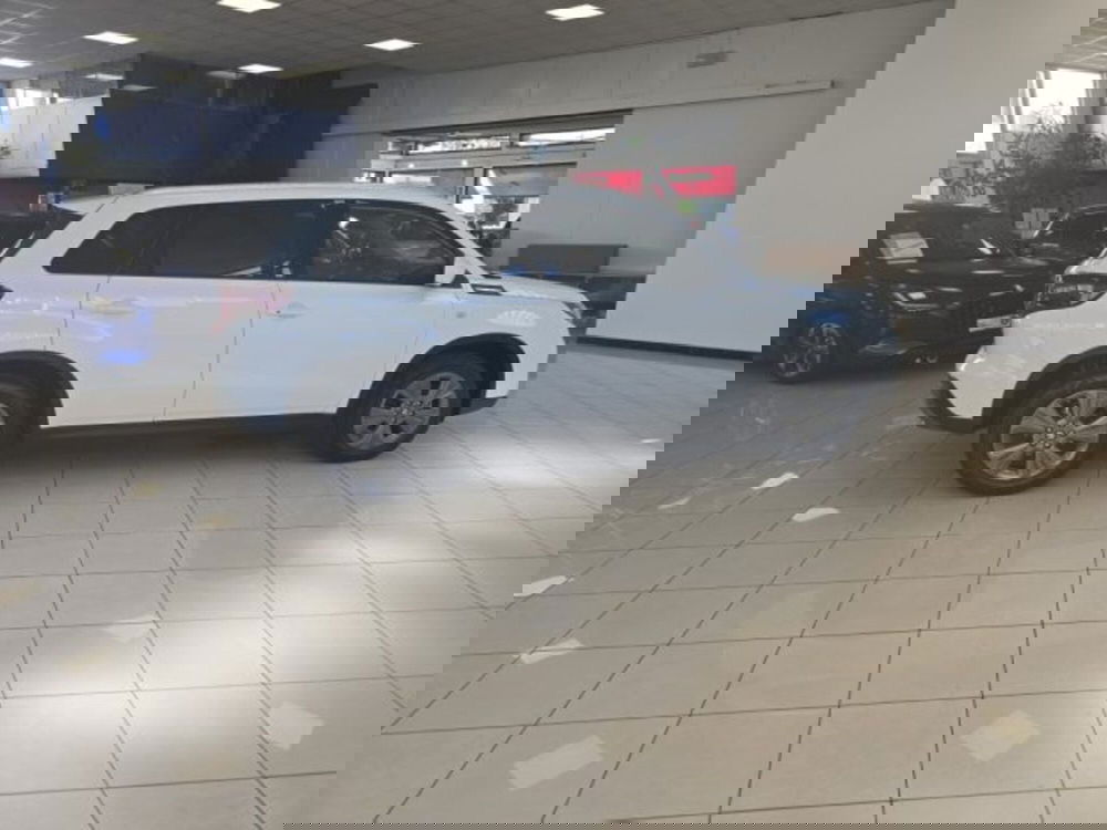 Suzuki Vitara nuova a Reggio Emilia (6)